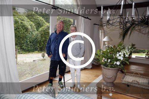 Abcoude 3 oktober 2012
Tom Mulder en zijn vrouw in hun prachtige boerderij/huis in Abcoude.
Peter Smulders bv