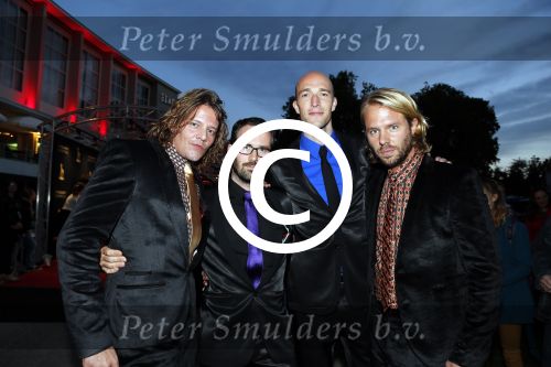 Utrecht 26 september 2012
Premiere Nono het zigzag kid op de utrechtse filmdagen. Thijs Romer Tygo Gernandt Guy Clemens en Sieger sloot gaan Cloaca spelen
Peter Smulders bv