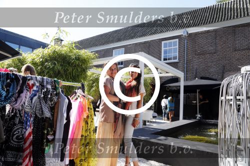 Naarden 9 september 2012
Xandra en haar dochter Holly Brood.
Peter Smulders bv