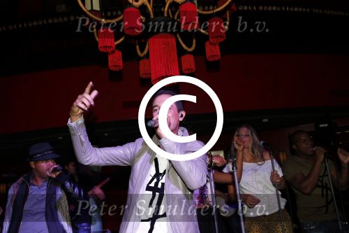Amsterdam 17 september 2012
Presentatie cd YES R in de little buddha bar.
Peter Smulders bv