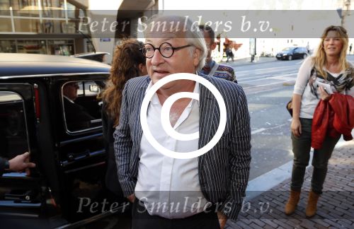 Amsterdam 7 oktober 2012
Premiere Asterix & Obelix in Pathe de munt. Youp van t Hek met dochter
Peter Smulders bv