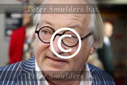 Amsterdam 7 oktober 2012
Premiere Asterix & Obelix in Pathe de munt. Youp van t Hek met dochter
Peter Smulders bv