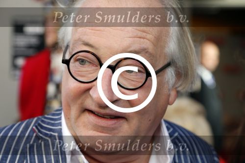 Amsterdam 7 oktober 2012
Premiere Asterix & Obelix in Pathe de munt. Youp van t Hek met dochter
Peter Smulders bv