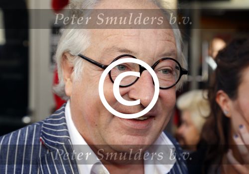 Amsterdam 7 oktober 2012
Premiere Asterix & Obelix in Pathe de munt. Youp van t Hek met dochter
Peter Smulders bv