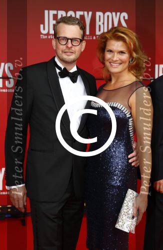 Utrecht 22 september 2013
Premiere Jearsey Boys in het beatrix theater. Anouk v Nes met man
Peter Smulders bv