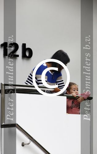Hamburg 12 september 2013
Khalid Boulahrouz haalt zijn kinderen op bij Sabia en Rafal  v d Vaart en gaat met aupair naar de dierentuin in Hamburg.