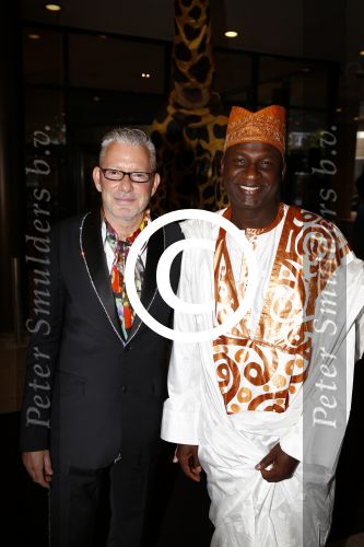 Amsterdam 5 oktober 2013
Orange babies gala in het okura hotel.
John Kattenburg en Baba Sylla