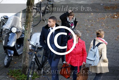 Amsterdam 10 oktober 2013
Rechtzaak Badr Hari bij de rechtbank op de paranassusweg waar veel pers op afgekomen is. Badr arriveert met zijn advocaat Benedicte Ficq