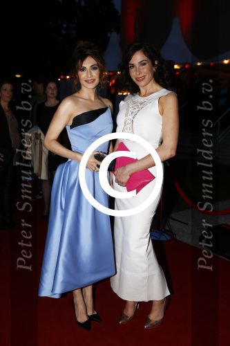 Utrecht 25 september 2013
Premiere hoe duur was de suiker op de utrechtse filmdagen in de schouwburg.
Carice v Houten