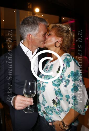 Naarden 23 september 2013
20 jarig bestaan van het Arsenaal van jan en Monique des Bouvrie.
Caroline Tensen met verloofde Ernst jan Smids