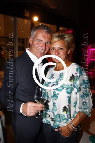Naarden 23 september 2013
20 jarig bestaan van het Arsenaal van jan en Monique des Bouvrie.
Caroline Tensen met verloofde Ernst jan Smids