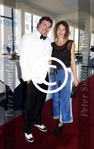 Tilburg 29 september 2013
Premiere Flashdance in de schouwburg van Tilburg. Caspar Burgi met vrouw
Peter Smulders bv