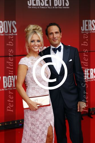 Utrecht 22 september 2013
Premiere Jearsey Boys in het beatrix theater. Chantal Janzen met Marco
Peter Smulders bv