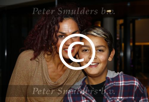 Zaandam 5 oktober 2013
Premiere Oz in de schouwburg van Zaandam.
Chimene v Oosterhout met zoon