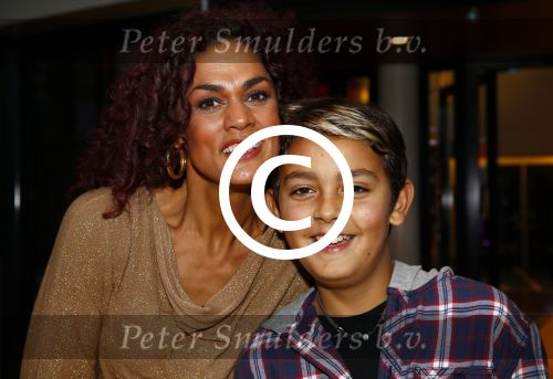 Zaandam 5 oktober 2013
Premiere Oz in de schouwburg van Zaandam.
Chimene v Oosterhout met zoon