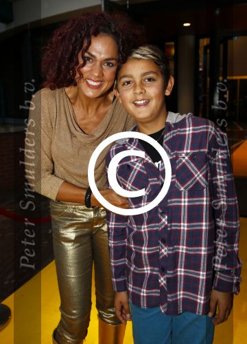 Zaandam 5 oktober 2013
Premiere Oz in de schouwburg van Zaandam.
Chimene v Oosterhout met zoon