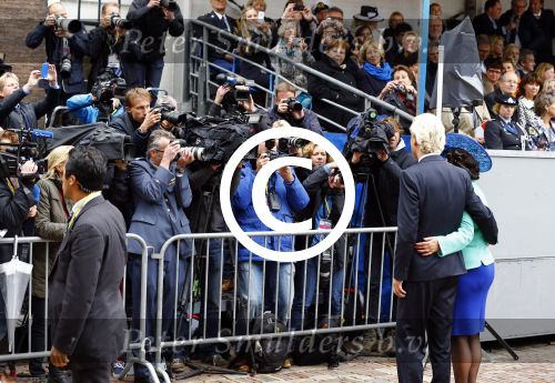 Den Haag 17 september 2013
Prinsjesdag op het binnenhof.
Geert Wilders met zijn vrouw en beveiliging