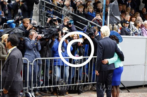 Den Haag 17 september 2013
Prinsjesdag op het binnenhof.
Geert Wilders met zijn vrouw en beveiliging
