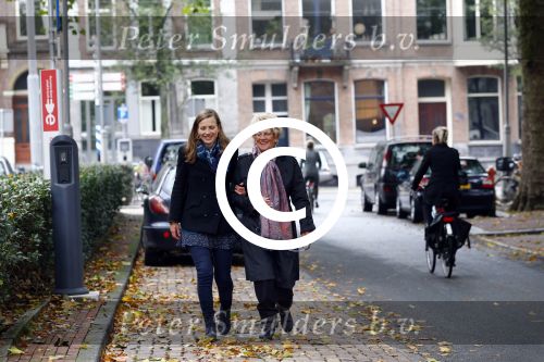 Amsterdam 12 oktober 2013
Moeder Gerard Joling bij het amstel hotel
