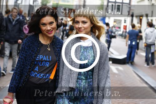 Amsterdam 8 oktober 2013
Opnames hartenstraat onder regie van Sanne Vogel met op de set Marwan Kenzami Benja Bruining Bracha v Doesburgh  Gigi ravelli en ...