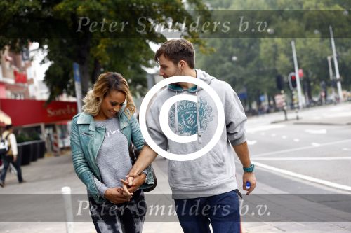 Amsterdam 25 september 2013
Glennis Grace met haar nieuwe vriend Robert Biesewig in Amsterdam.