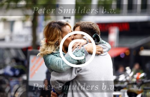 Amsterdam 25 september 2013
Glennis Grace met haar nieuwe vriend Robert Biesewig in Amsterdam.