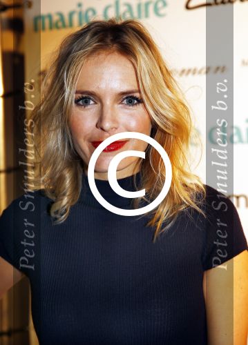 Amsterdam 14 oktober 2013
Jort Kelder en Lauren Verster presenteren de Marie Claire starters award. Hanna Verboom