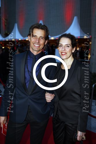 Utrecht 25 september 2013
Premiere hoe duur was de suiker op de utrechtse filmdagen in de schouwburg. hans Ubbink met vrouw