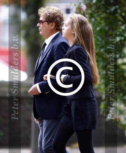 Laren 2 oktober 2013
Kerkdienst naar aanleiding van het overlijden van John de mol sr in de sint Jansbasiliek. Het was enorm druk met vrienden en familie.