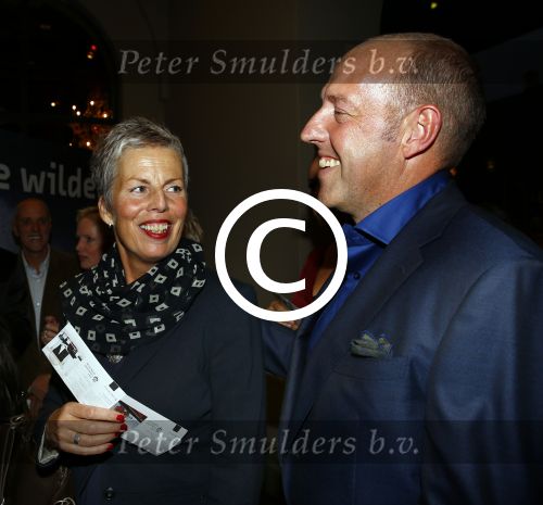 Amsterdam 23 september 2013
Premiere de nieuwe wildernis in het concertgebouw.
Harry piekema met zijn vrouw . ( Albert Heijn reclame)