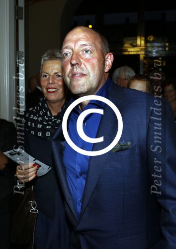 Amsterdam 23 september 2013
Premiere de nieuwe wildernis in het concertgebouw.
Harry piekema met zijn vrouw . ( Albert Heijn reclame)