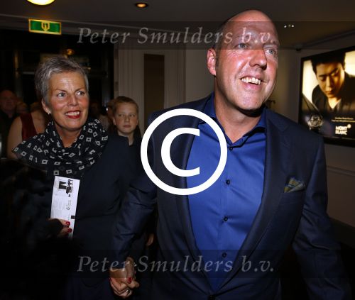 Amsterdam 23 september 2013
Premiere de nieuwe wildernis in het concertgebouw.
Harry piekema met zijn vrouw . ( Albert Heijn reclame)