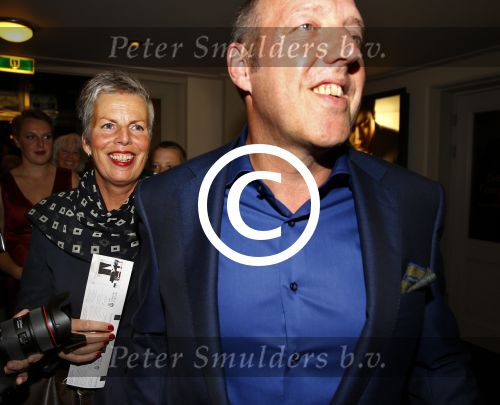 Amsterdam 23 september 2013
Premiere de nieuwe wildernis in het concertgebouw.
Harry piekema met zijn vrouw . ( Albert Heijn reclame)