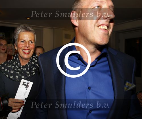 Amsterdam 23 september 2013
Premiere de nieuwe wildernis in het concertgebouw.
Harry piekema met zijn vrouw . ( Albert Heijn reclame)