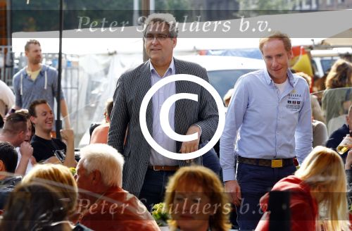 Amsterdam 21 september 2013
Gouden eeuw award bij cafe de Waag.
Henk Kroll met vriend
