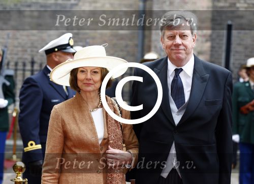 Den Haag 17 september 2013
Prinsjesdag op het binnenhof. ivo Opstelten met vrouw