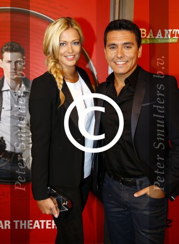 Amsterdam 7 oktober 2013
Premiere Baantjer in het nieuwe de la mar theater. jan en Lisa Smit