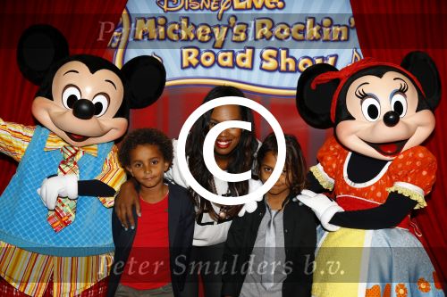 Amsterdam 11 oktober 2013
Premiere Disney live show in de rai. Jasmine Sendar met zoon