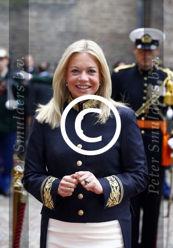 Den Haag 17 september 2013
Prinsjesdag op het binnenhof. JEANINE HENNIS-PLASSCHAERT met man