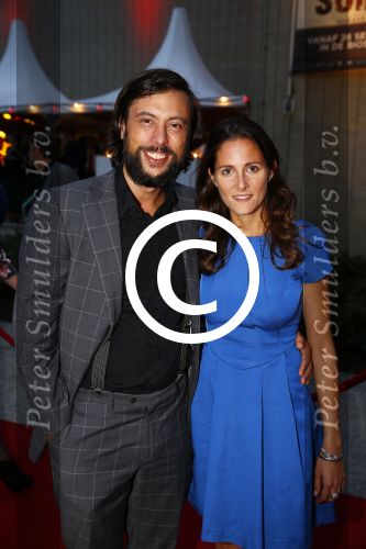 Utrecht 25 september 2013
Premiere hoe duur was de suiker op de utrechtse filmdagen in de schouwburg.
Kaja Wolfers met vriendin