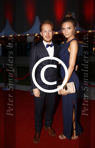 Utrecht 25 september 2013
Premiere hoe duur was de suiker op de utrechtse filmdagen in de schouwburg. Kim Feenstra en Robert de Hoog