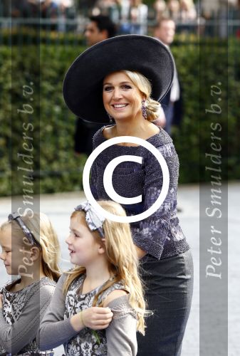 Apeldoorn 5 oktober 2013
Zijne Koninklijke Hoogheid Prins Jaime de Bourbon de Parme en Viktï¿½ria Cservenyï¿½k trouwen in de kerk onze lieve vrouwe ten hemelopneming in Apeldoorn. Koning Willem Alexander Koningin Maxima en de prinsessen Amalia Alexia en Ariane