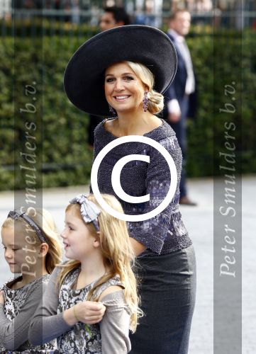 Apeldoorn 5 oktober 2013
Zijne Koninklijke Hoogheid Prins Jaime de Bourbon de Parme en Viktï¿½ria Cservenyï¿½k trouwen in de kerk onze lieve vrouwe ten hemelopneming in Apeldoorn. Koning Willem Alexander Koningin Maxima en de prinsessen Amalia Alexia en Ariane
