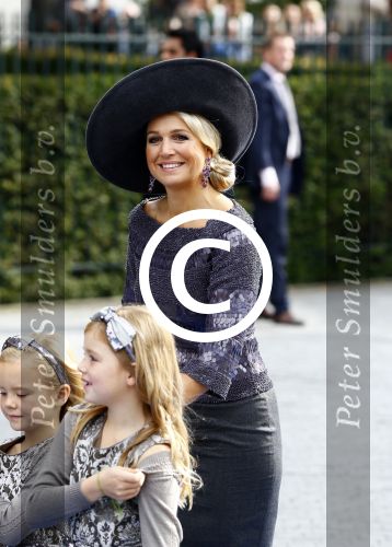 Apeldoorn 5 oktober 2013
Zijne Koninklijke Hoogheid Prins Jaime de Bourbon de Parme en Viktï¿½ria Cservenyï¿½k trouwen in de kerk onze lieve vrouwe ten hemelopneming in Apeldoorn. Koning Willem Alexander Koningin Maxima en de prinsessen Amalia Alexia en Ariane