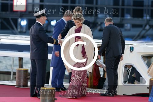 Amsterdam, 30 april 2013
Inhuldiging Koning Willem Alexander en Koningin Maxima
Met de boot rondvaren op de Ijssel
Foto Peter Smulders BV