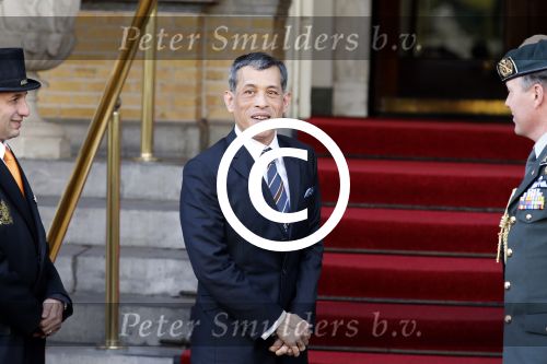 Amsterdam, 29 April 2013
Vertrek Kon. familie vanuit Paleis op de Dam naar het diner in het Rijksmuseum
Kroonprins Maha Vajiralongkorn en prinses Maha Chakri Sirindhorn van Thailand
Foto Peter Smulders BV