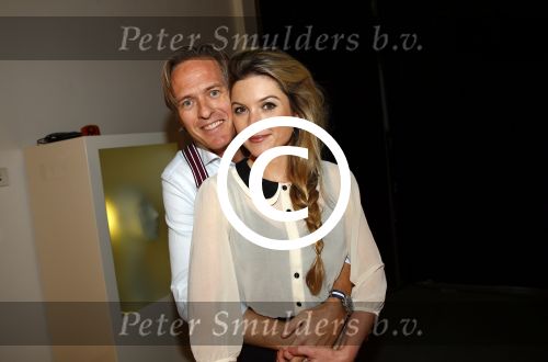 Amsterdam 14 oktober 2013
Jort Kelder en Lauren Verster presenteren de Marie Claire starters award.