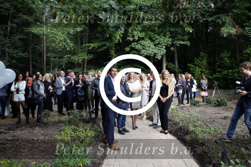 Hilversum 4 oktober 2013
Opening schoonheidsinstituut Gooische Rimpels door Tanja Jess. Lidy Knigge is de eigenaresse.