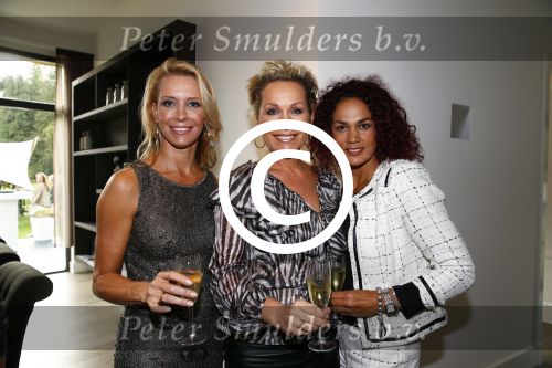 Hilversum 4 oktober 2013
Opening schoonheidsinstituut Gooische Rimpels door Tanja Jess. Lidy Knigge is de eigenaresse.
