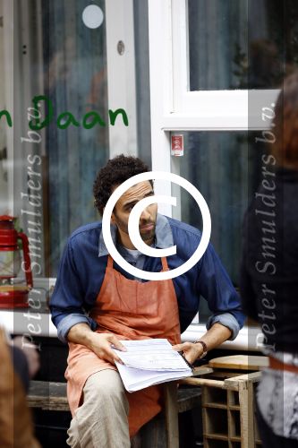 Amsterdam 8 oktober 2013
Opnames hartenstraat onder regie van Sanne Vogel met op de set Marwan Kenzami Benja Bruining Bracha v Doesburgh  Gigi ravelli en ...